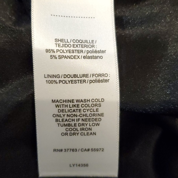 NWOT Bell Sleeve Shift Dress - Picture 4 of 7